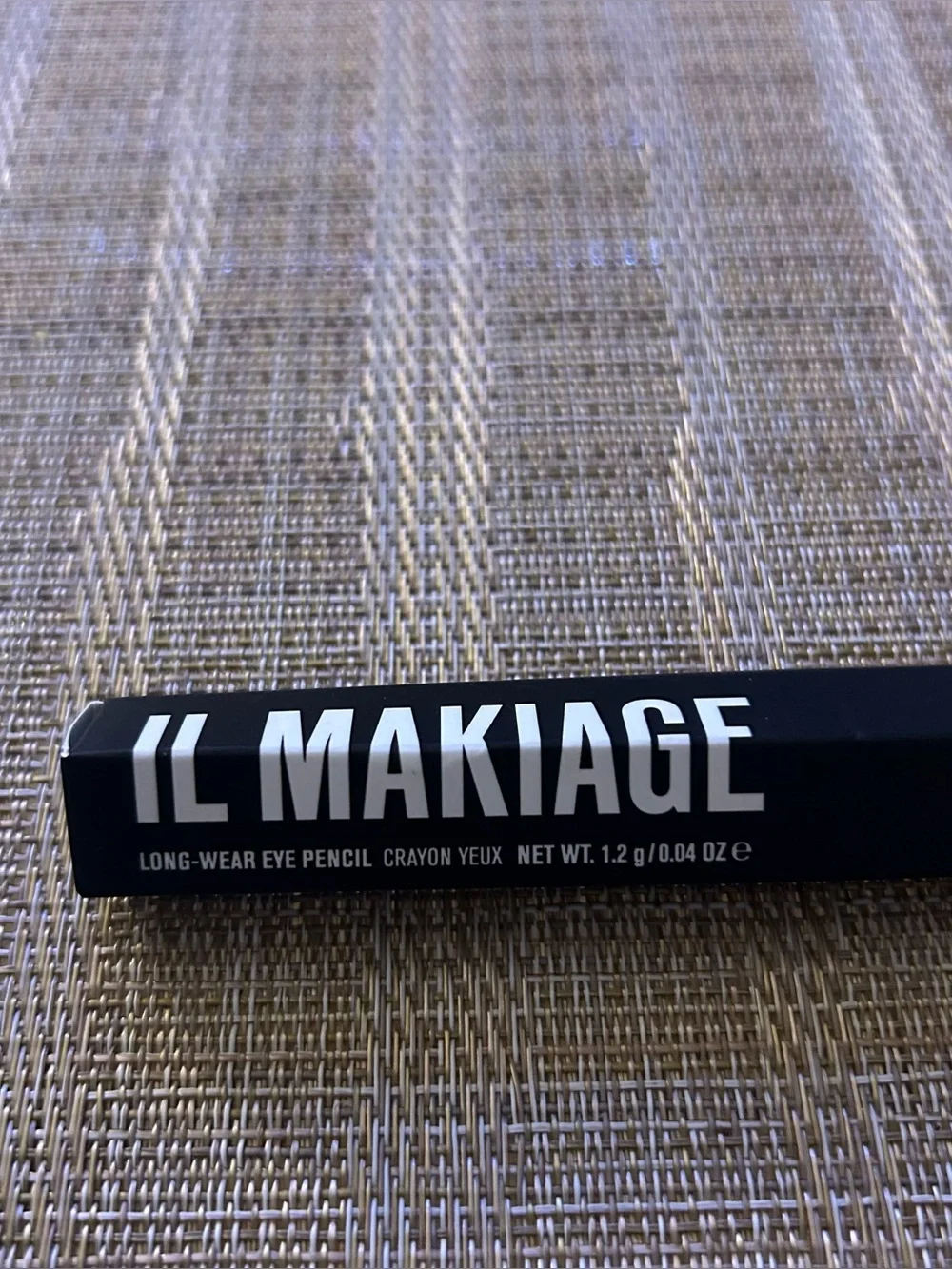 Il Makiage Long Wear Eye Pencil Silvester Waterproof Intense Pigment Eyeliner